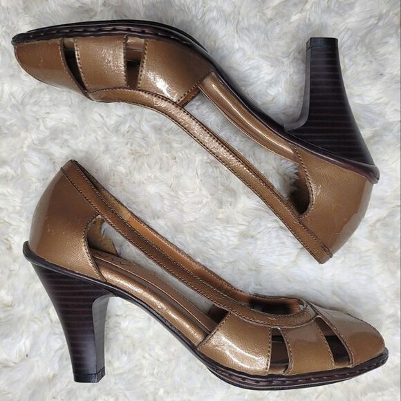 GNW Peep Toe Champaign Taupe Chunky Heels - Picture 7 of 10